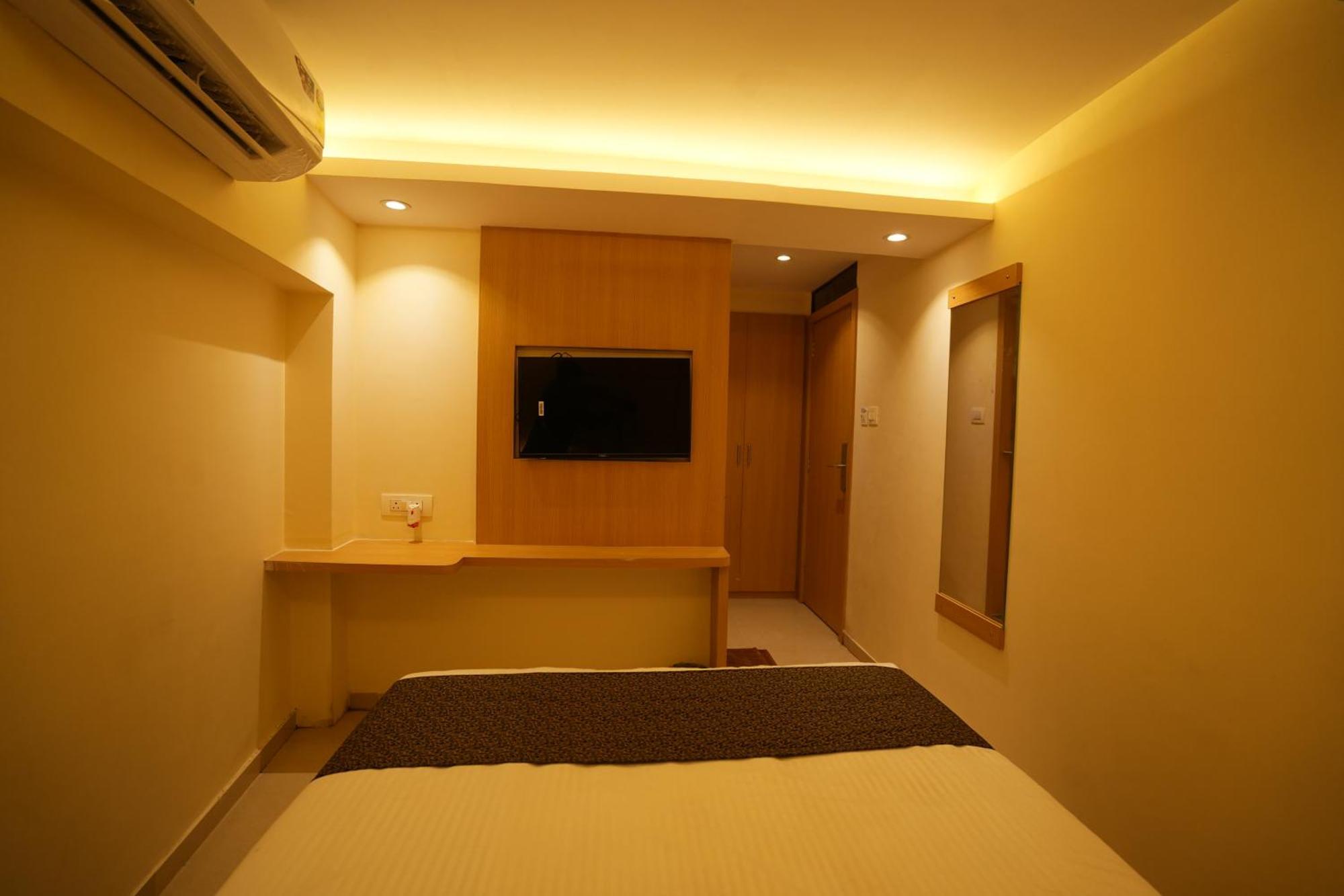 Hotel Boston Mumbai Kültér fotó