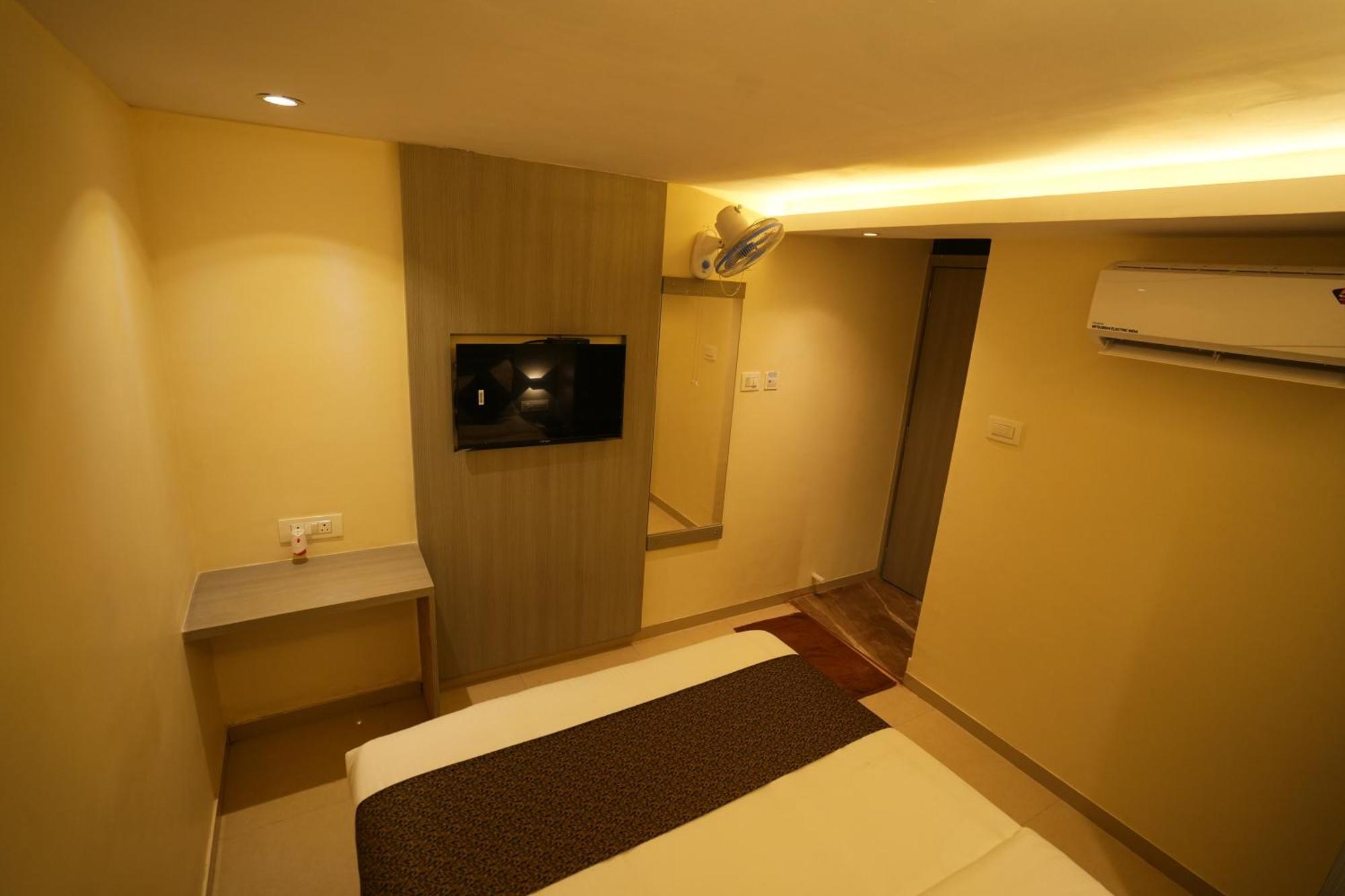 Hotel Boston Mumbai Kültér fotó